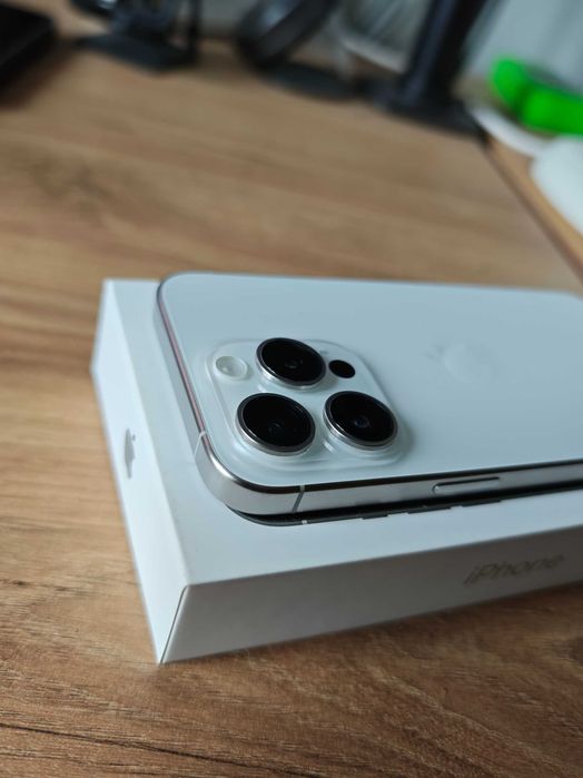 iPhone 15 pro 128GB Biały
