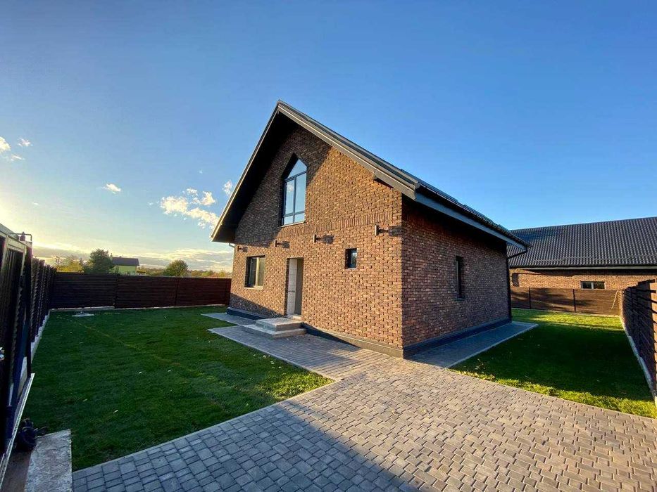 Сучасний будинок 160 м² від забудовника | паркомісця | власна ділянка!