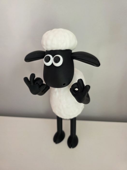 Figura decorativa inspirada na Ovelha Choné  - 23cm