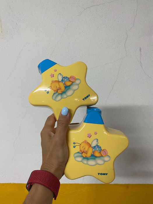 Projectores / caixa de música