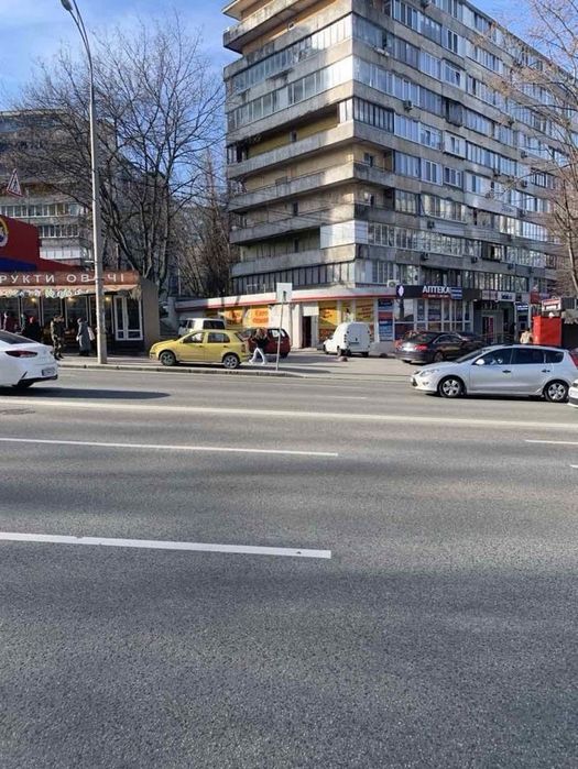 Оренда приміщення Метро Голосіївська 300 метрів.