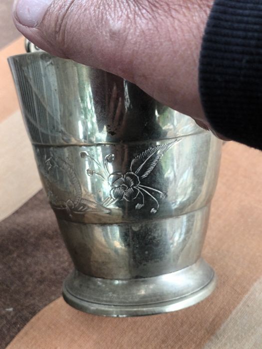 Balde do gelo em casquinha e castiçais