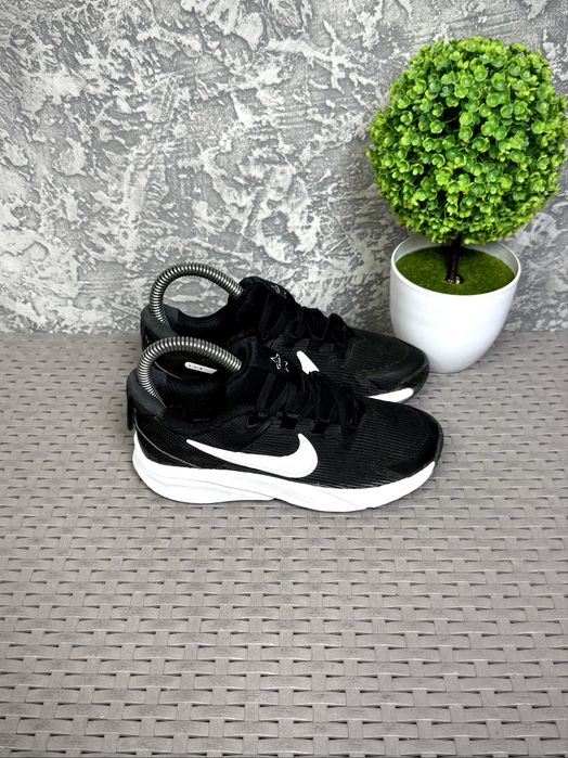 Nike Star Runner кроссовки 30 размер детские беговые черные
