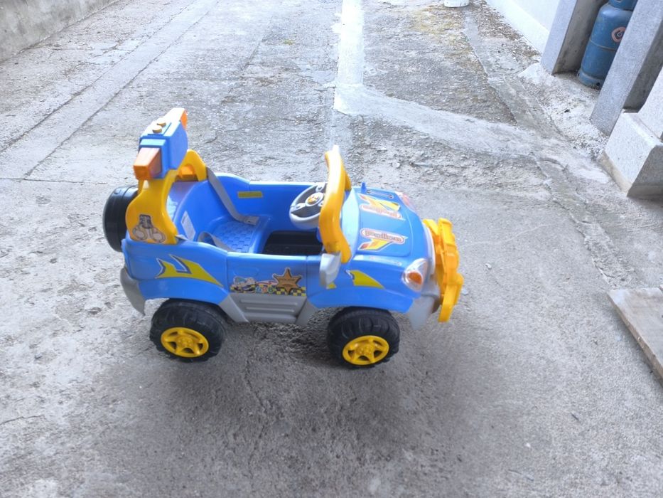 Carrinho de criança com bateria