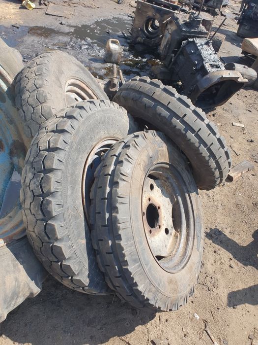 Камери мтз юмз т40 резина диски перед зад