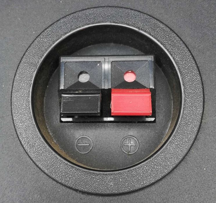 Conjunto de Colunas de Som