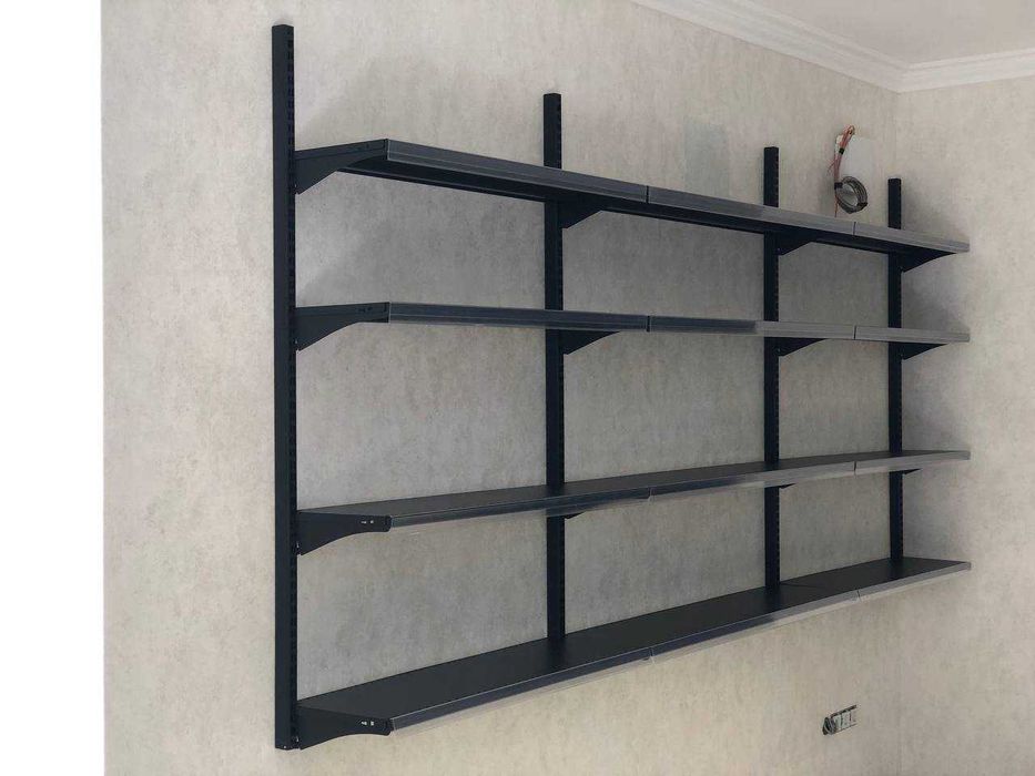 Обладнання для магазину. Холодильники, стелажі, полиці, прикаси