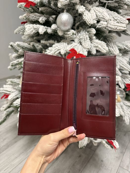 Шкіряний гаманець в бордовому кольорі