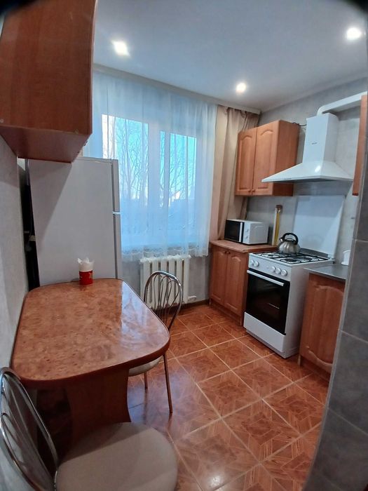 Здам без % 2-х кімн. кв, до метро Берестейська 2 зупинки, Газ