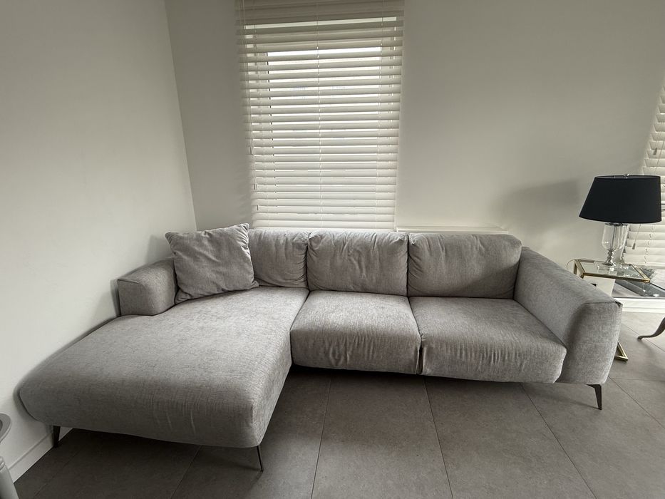 Sofa jasnoszara rogowa