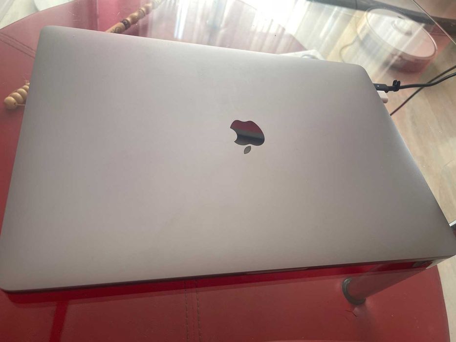 MacBook Pro 16 A2141、AMD Radeon Pro 5300 Ноутбук Apple MacBook Pro 16 2019 A2141 (Core i7/RAM 64GB