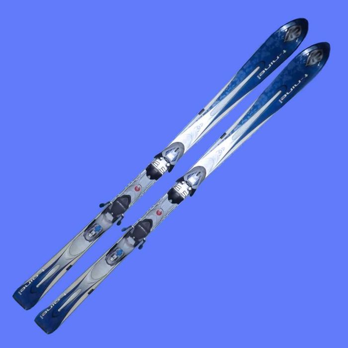 Narty zjazdowe K2 z wiązaniami Marker regulowane na płycie