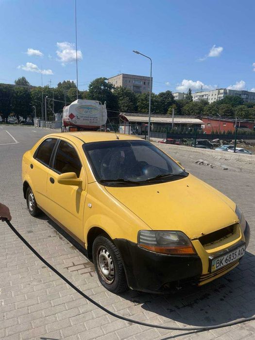 Chevrolet aveo 2  1.5бензин на ходу