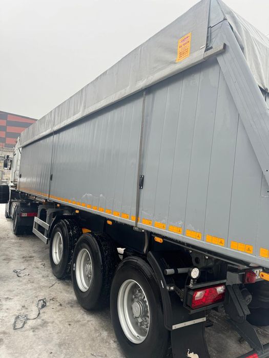 Полуприцеп  BODEX. KIS 33 Самоскид .2004 року