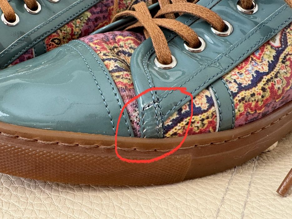 Шкіряні кеди Galliano.