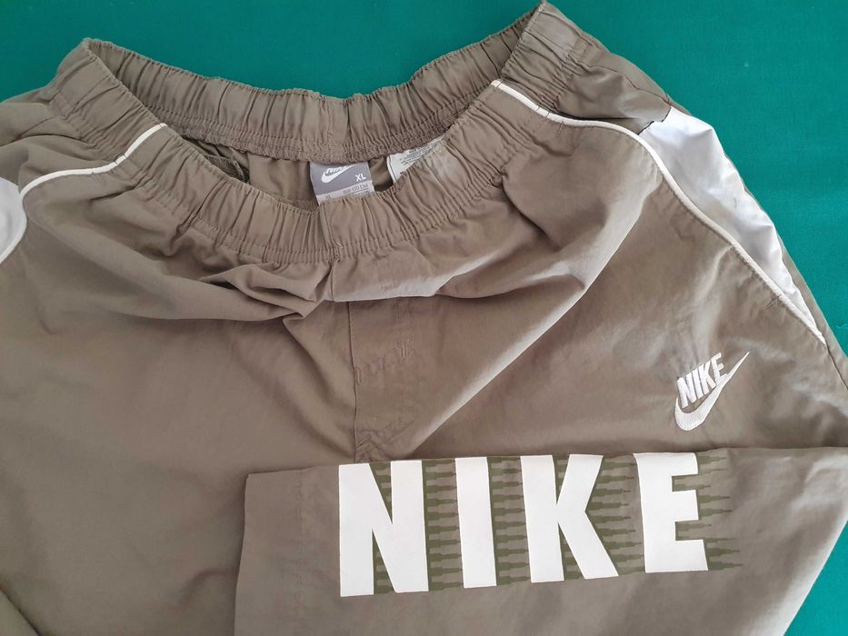 Calções NIKE originais, tamanho "S"