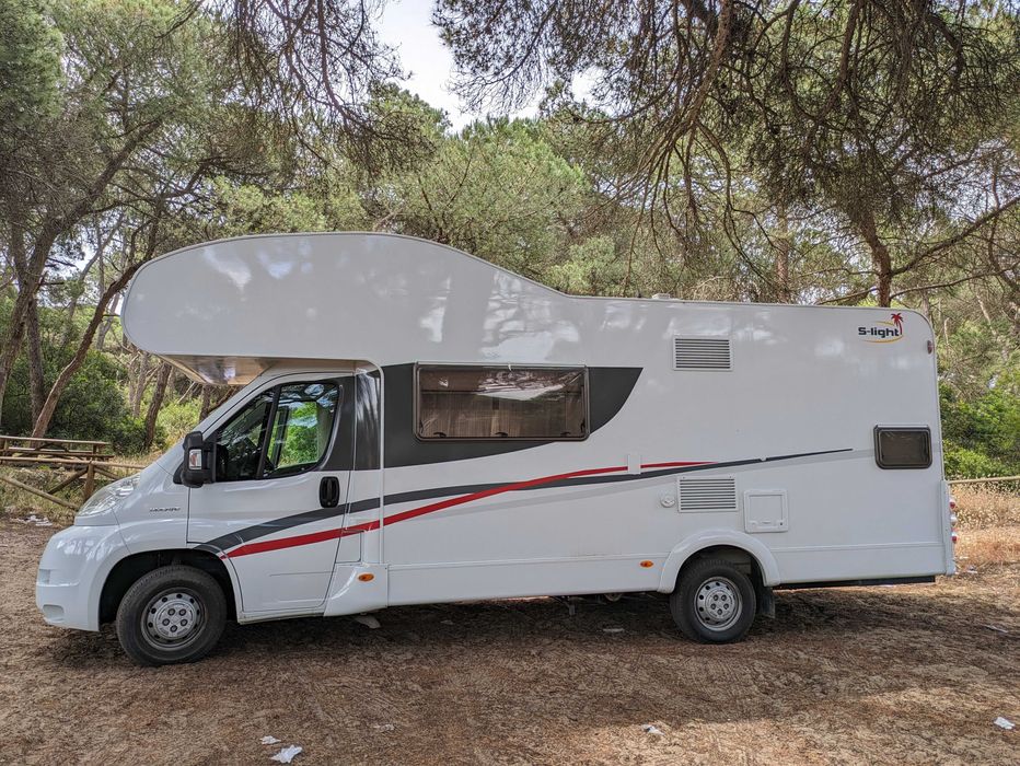 Autocaravana 2014 Sunlight A72 de 6 Lugares