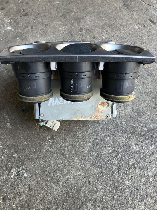 Mazda 6 - radio panel nawiewu