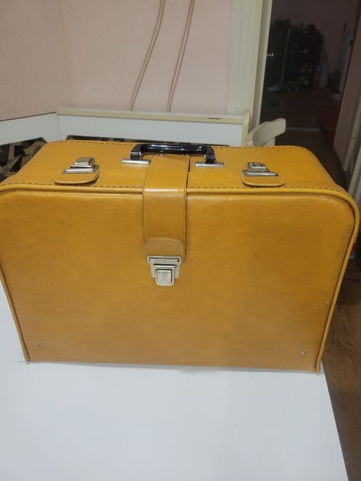 Продам Швейную Машинку ПОДОЛЬСК 142