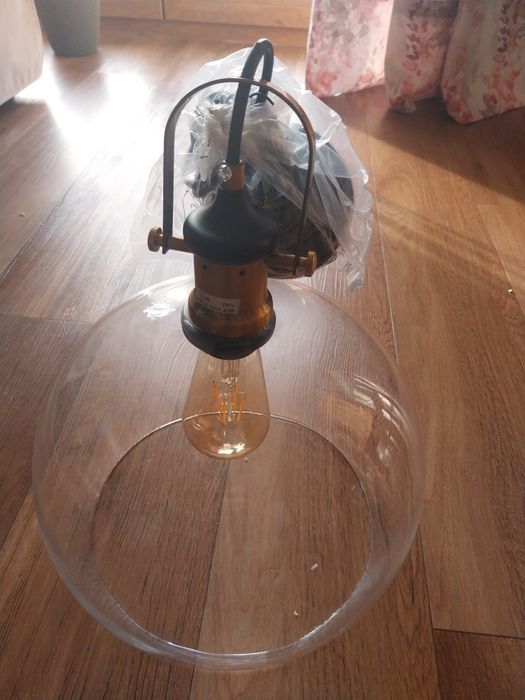 Piękna stylowa lampa