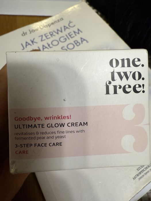 One two free! Ultimate glow cream