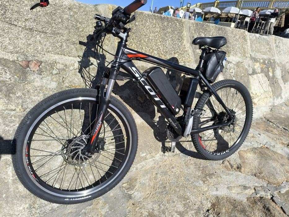 Bicicleta elétrica Scott