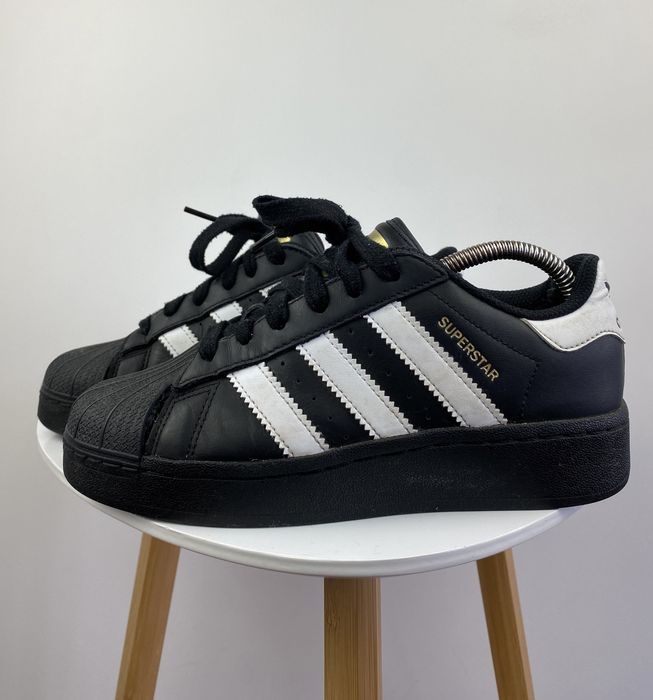 Жіночі кеди Adidas Superstar