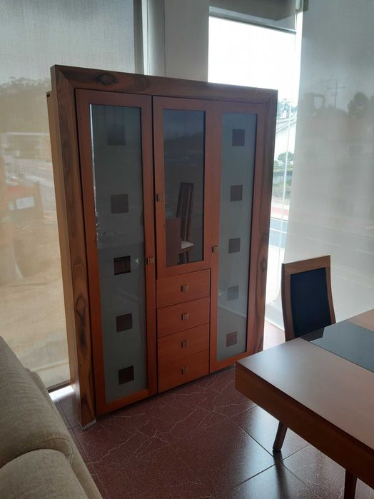 Sala (Estante + Mesa) sem cadeiras NOVA