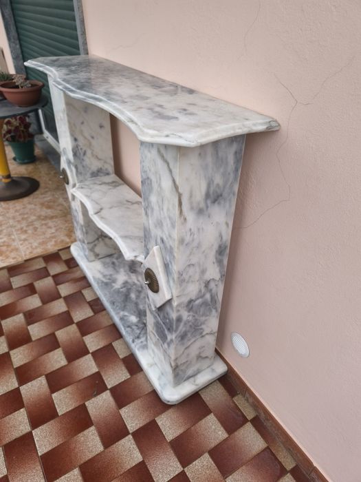 Móvel em pedra Pele Tigre