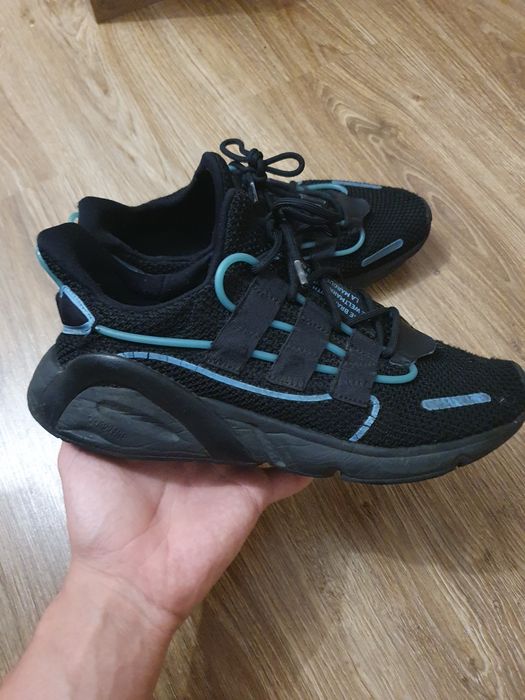 Buty Adidas Lxcon