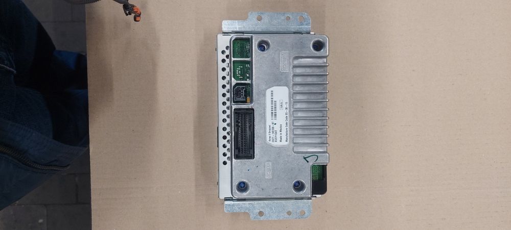 Продам Sync 2  +Хаб
Русифікована адаптована під