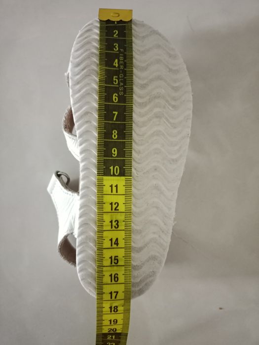 Сандалі (Босоніжки)