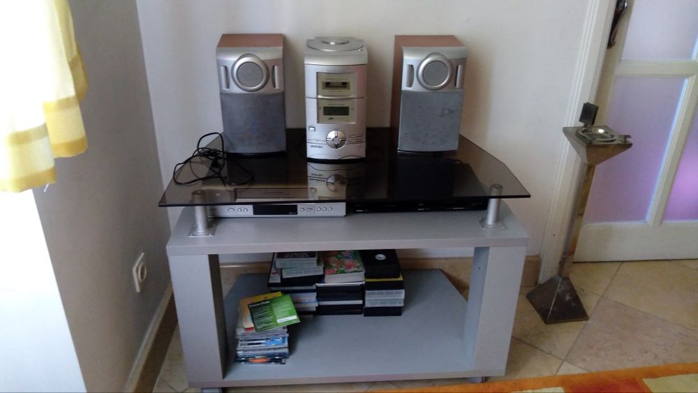 Mesa de apoio para televisão