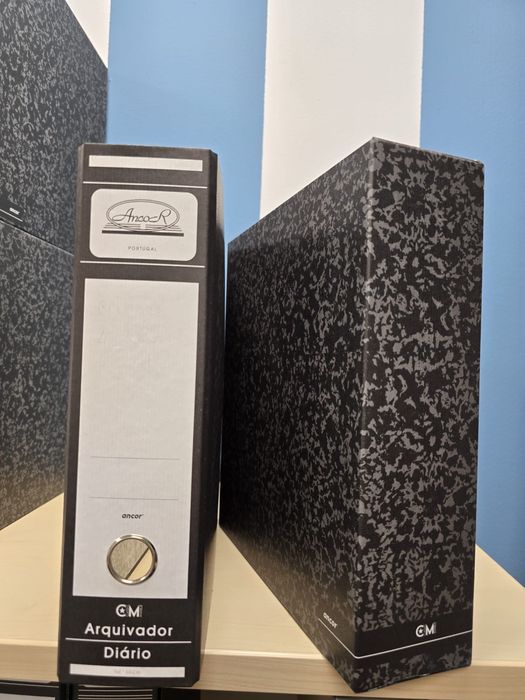 Dossiers novos Staples