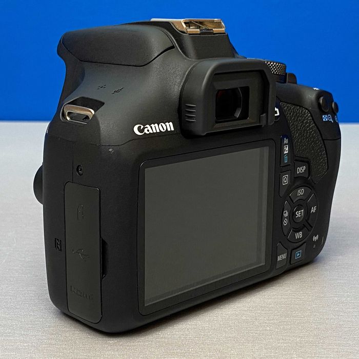 Canon EOS 2000D (Corpo) - 24.1MP