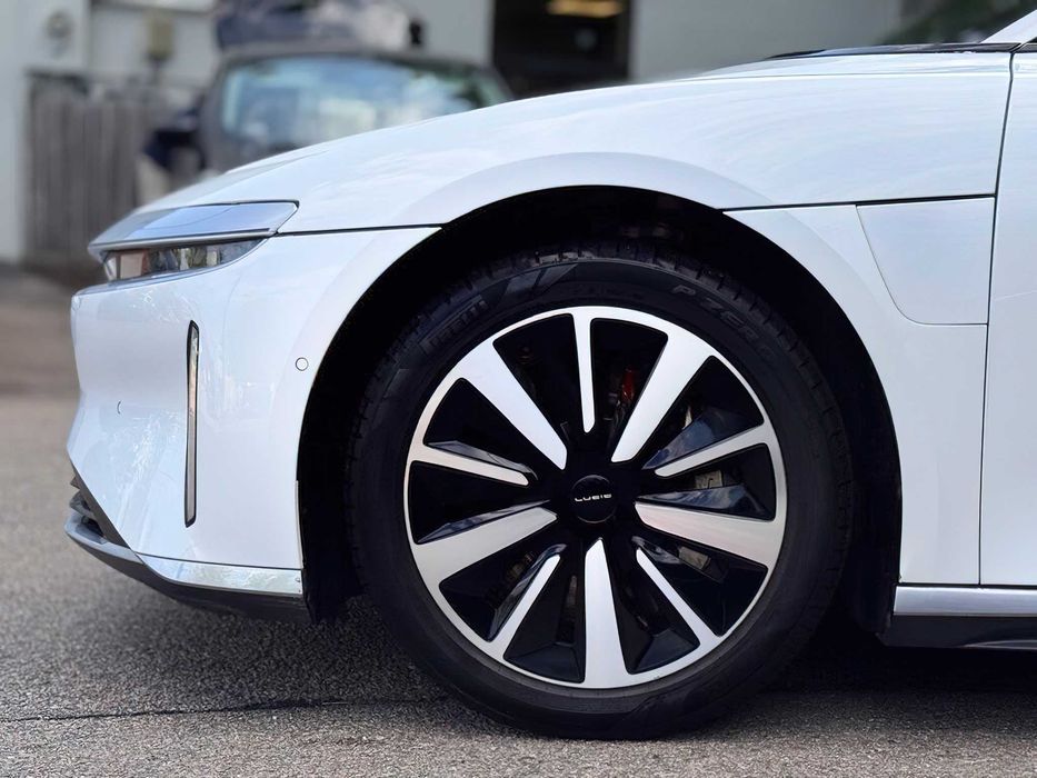 Lucid Air Grand Touring      2022
