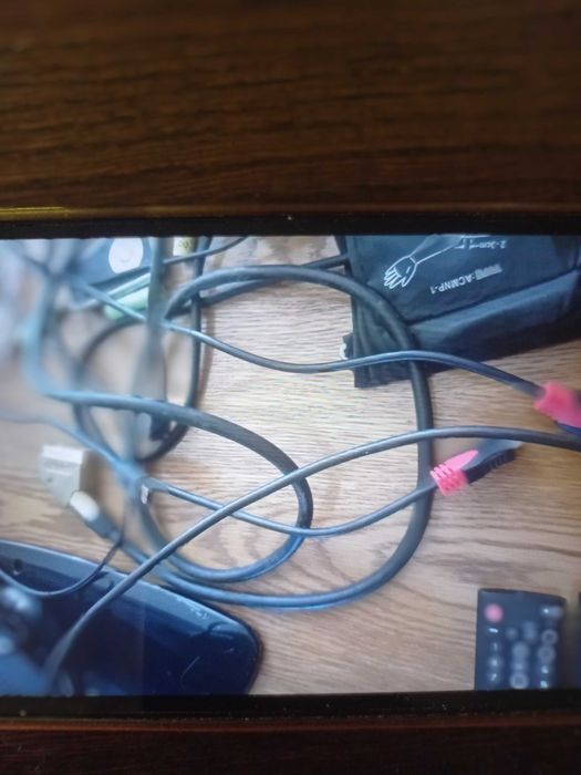 Tanio telewizor LG 32 całe dwa piloty