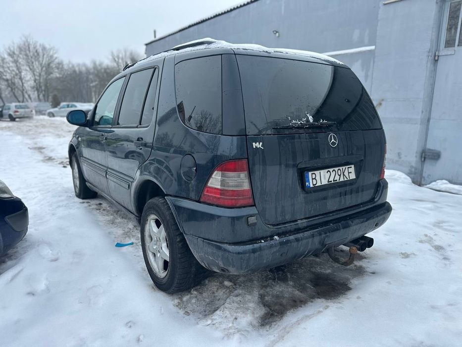 Mercedes-Benz ML230 LPG uszkodzony
