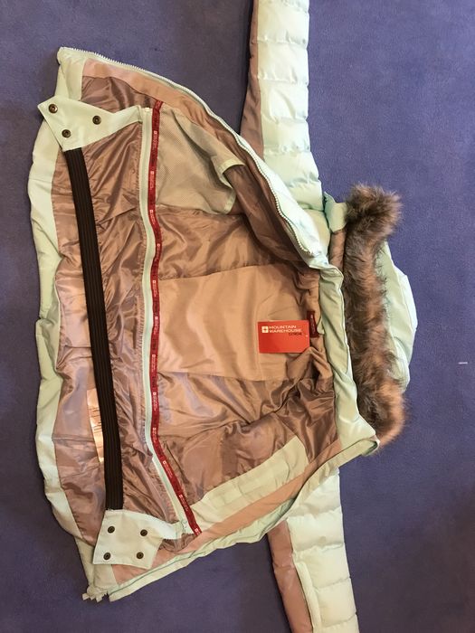 зимова тепла куртка Mountain Warehouse Extreme .Розмір 7 -8 p.