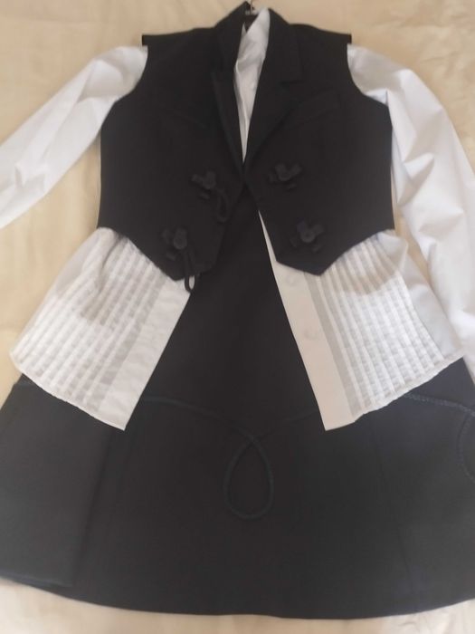 Venda de traje académico UALG