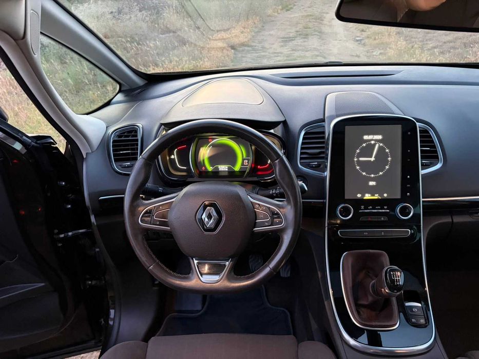 Автомобіль Renault Espace 2015 р