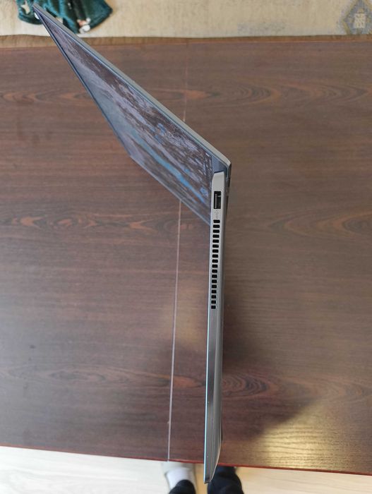 DELL Latitude 9430 Intel® Core™ i7 i7-1265U Laptop