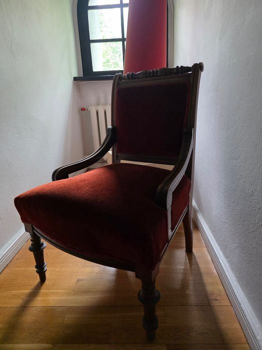 eklektyczny fotel welur retro