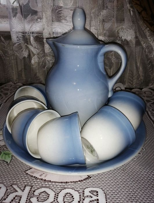 Набор посуды. Винтаж СССР.
Будянский фаянсовый з-д