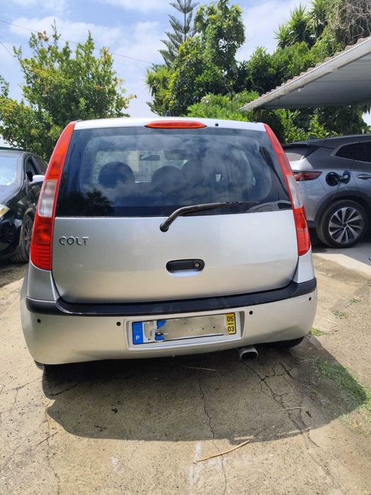 Mitsubishi Colt — fotografia 3