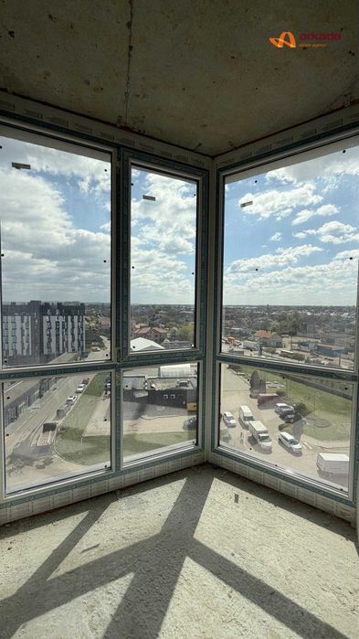 Продаж 3 кімнатна квартира в ЖК Паркова Алея  МОЖНА ПО ПЕРЕРАХУНКУ (секція на газі) - View 2