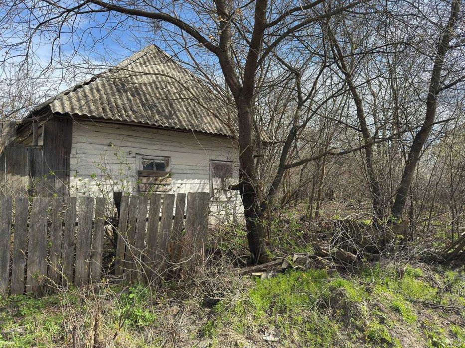 Продаж ділянки 20 соток з будинком в с.Галинка