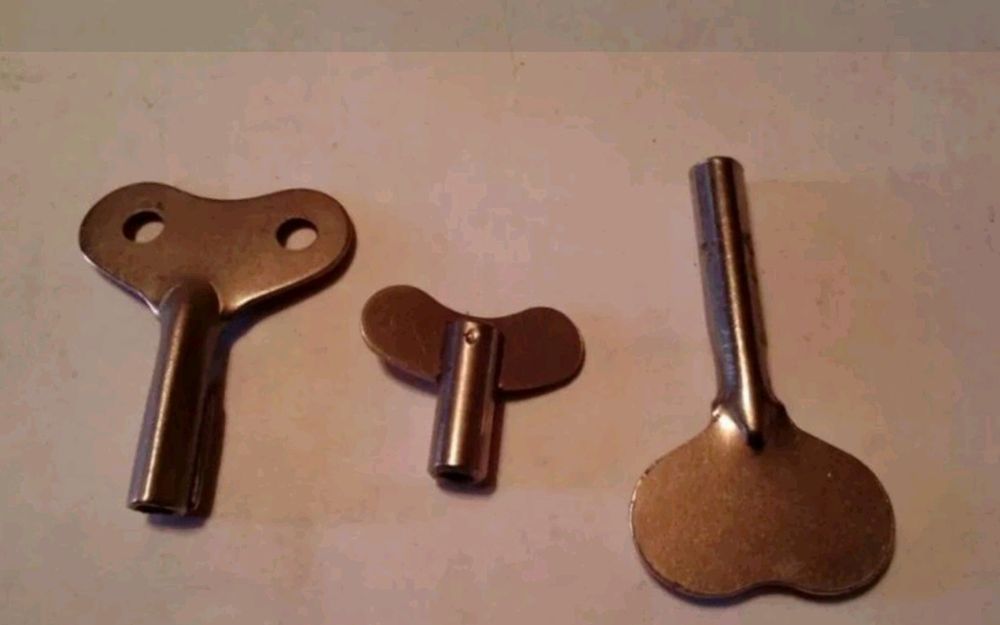 Ключ, для гитары , ключ гитарный .