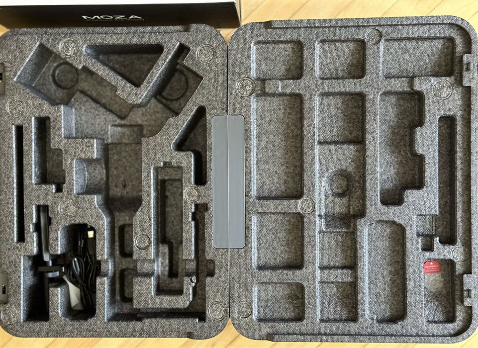 Стедікам Стабілізатор для камери MOZA AirCross 2 Pro Kit