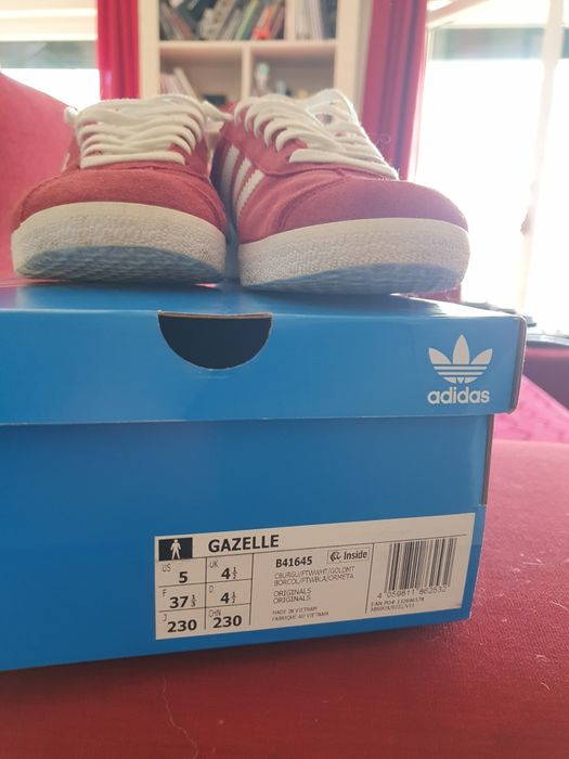 Adidas Gazelle cor de vinho